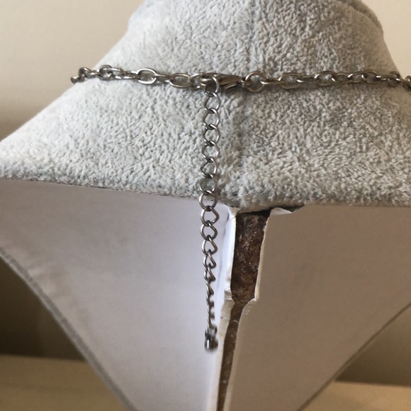 Statement necklace! - Picture 5 of 6